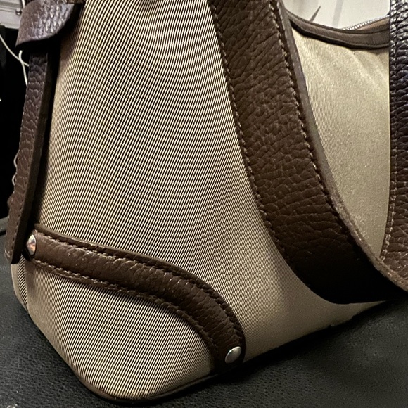 SOLD‼️Authentic Burberry Bag - Picture 8 of 17